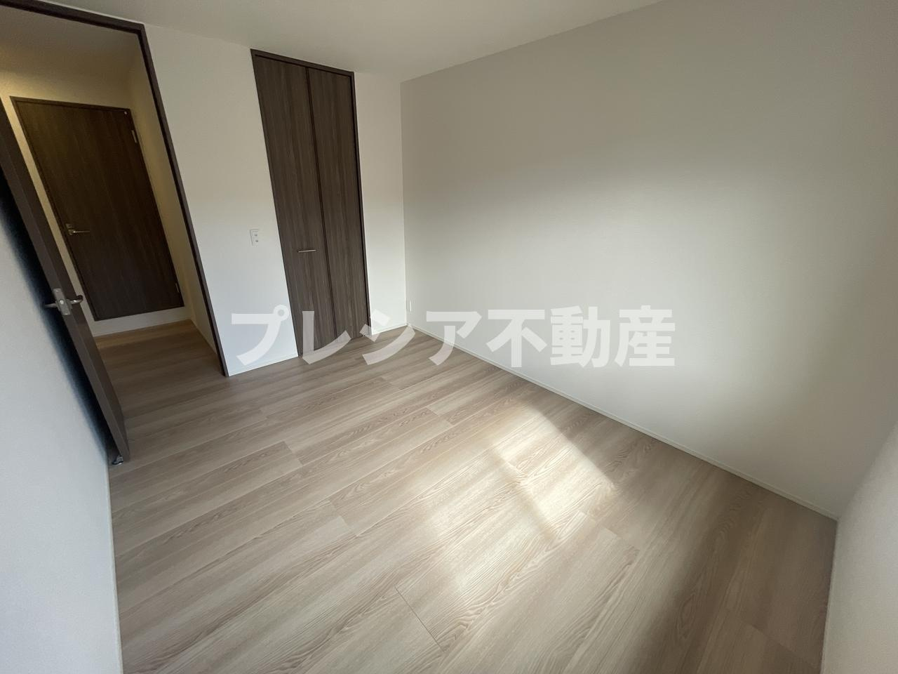 D-ROOM甲子園口の洋室