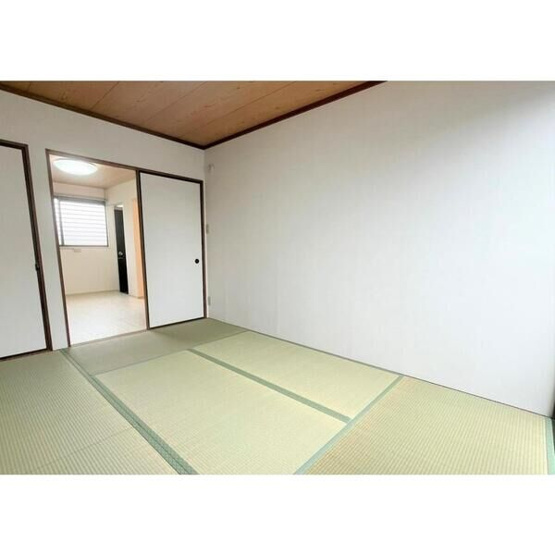 【内装】 | Pacific　Lavie