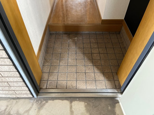 大栄・姫路北条レジデンスの玄関