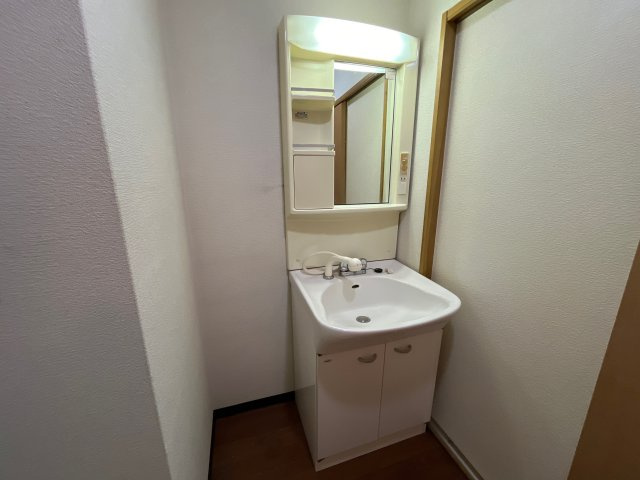 大栄・姫路北条レジデンスの洗面所