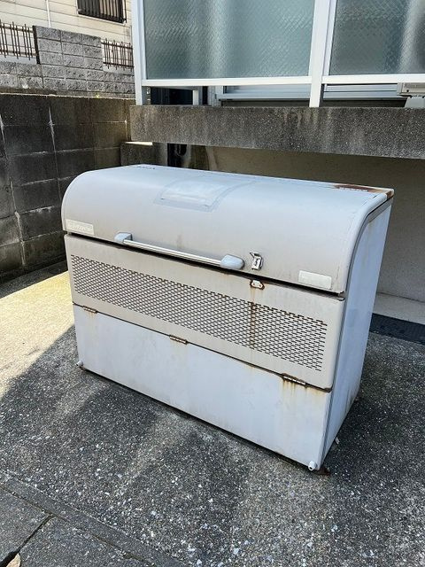 マーキーズ空港前