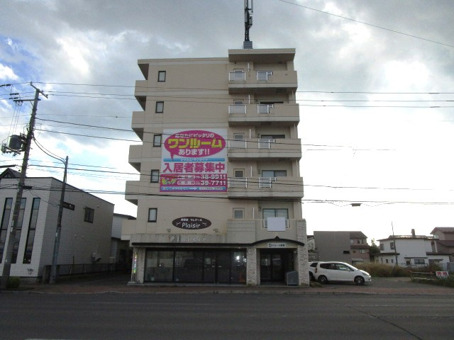 ドミール新橋の外観