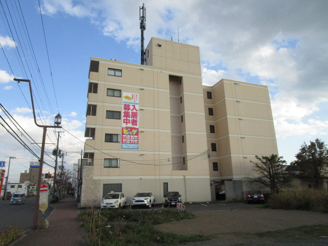 ドミール新橋の外観