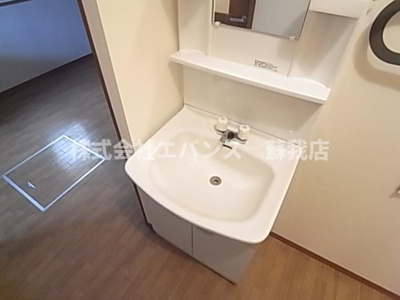 【独立洗面台】 | グレイス | 朝の身支度には欠かせない独立洗面化粧台