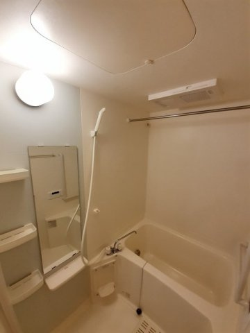 荒川区東尾久３丁目の賃貸マンションの浴室