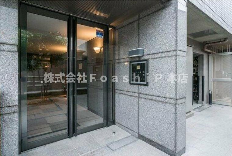 ルーブル練馬参番館のエントランス