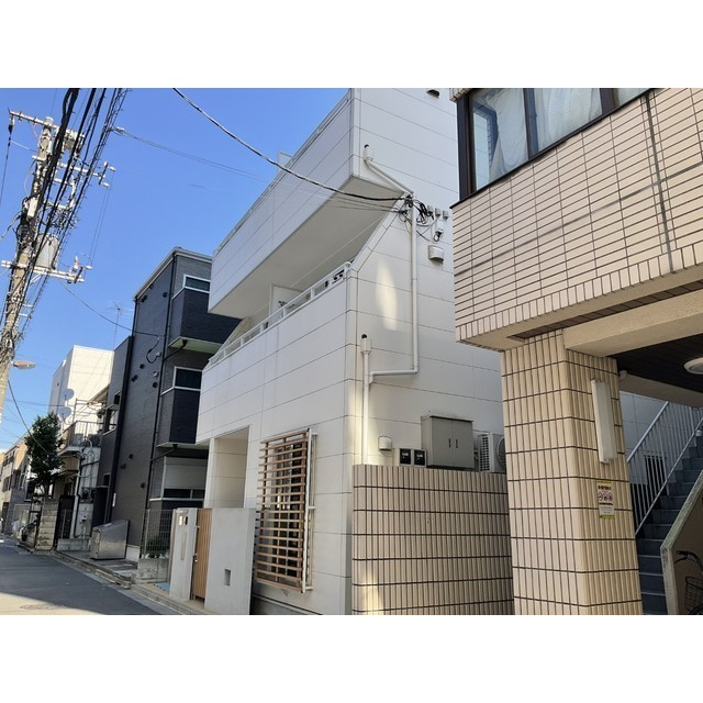 荒川区東日暮里６丁目のアパート