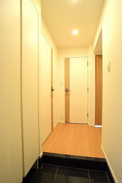 台東区小島１丁目の賃貸マンションの玄関