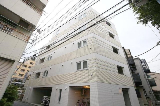 荒川区西日暮里１丁目の賃貸マンションの外観