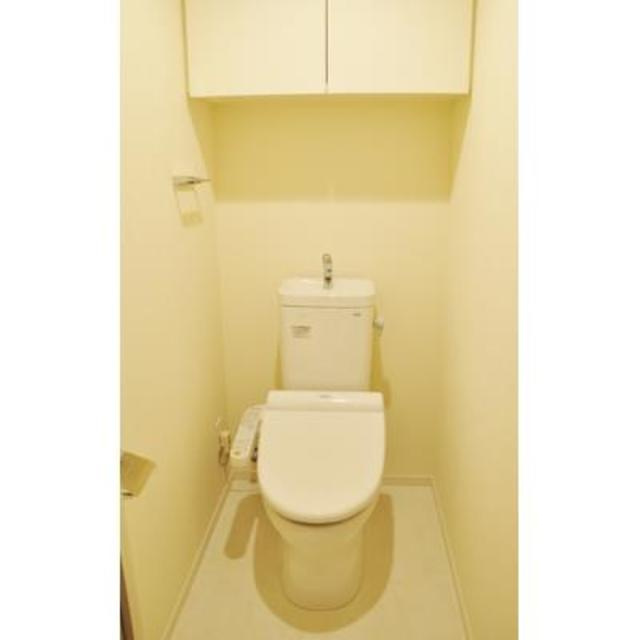 江東区豊洲６丁目の賃貸マンションのトイレ|※写真は同タイプ住戸です。