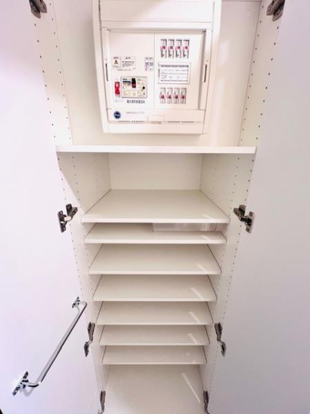 荒川区荒川６丁目の賃貸マンションの居間・リビング