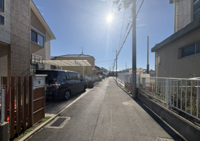 泉大津市東助松町3丁目戸建の前面道路含む現地写真|前面道路