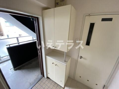 NHエステート王子公園の玄関