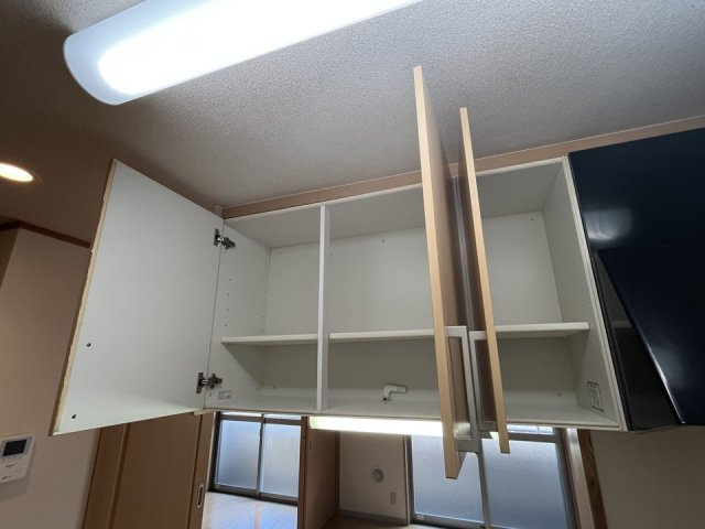 足立区東伊興３丁目の賃貸マンションの収納