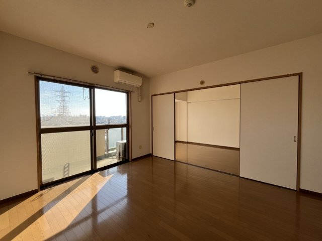 足立区東保木間１丁目の賃貸マンションの居間・リビング