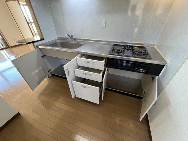 足立区東保木間１丁目の賃貸マンションのキッチン