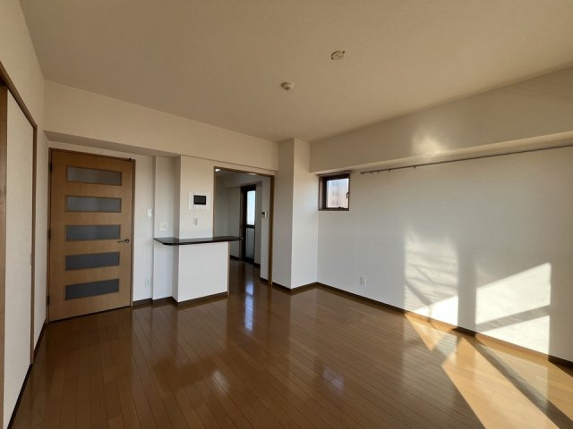 足立区東保木間１丁目の賃貸マンションの居間・リビング