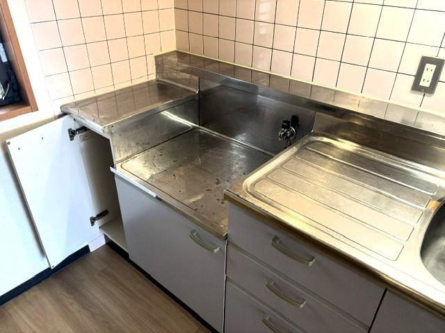 足立区椿２丁目の賃貸マンションのキッチン