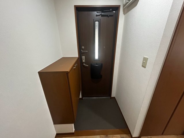 アテナ中村の玄関