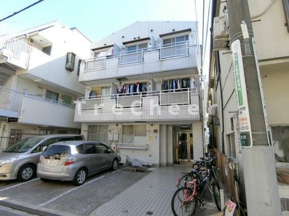 ベルメゾン片岡の外観