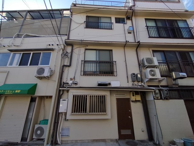 豊中市岡町の店舗事務所