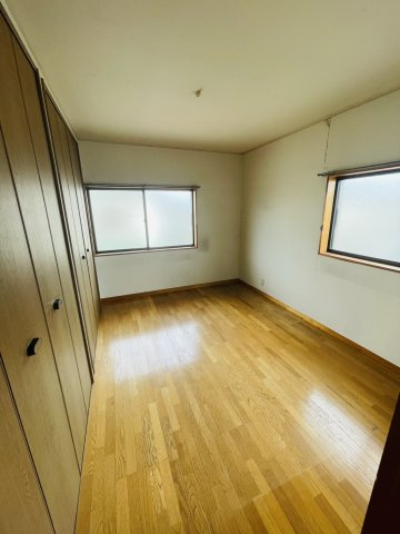 浜名区中瀬　中古戸建の洋室