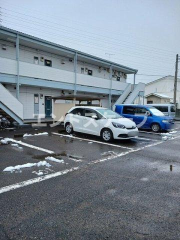 ファミール　エステートの駐車場|高崎、前橋のお部屋探しはエンドスケープまで！お客様の理想お聞かせ下さい♪