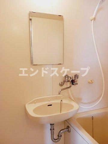 ファミール　エステートの洗面所|高崎、前橋のお部屋探しはエンドスケープまで！お客様の理想お聞かせ下さい♪
