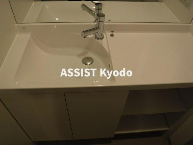Anfini kyodo(アンフィニキョウドウ)の独立洗面台