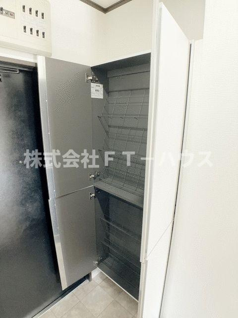 ドミール瑞来の玄関