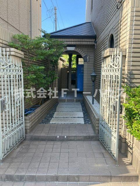 ドミール瑞来のエントランス