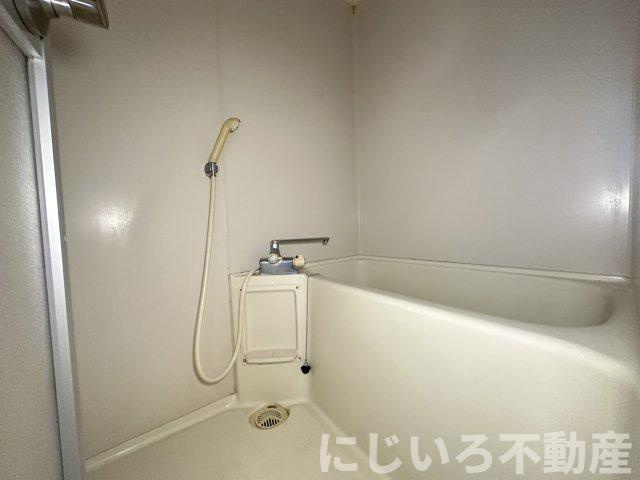 ハイツマーチⅡの浴室