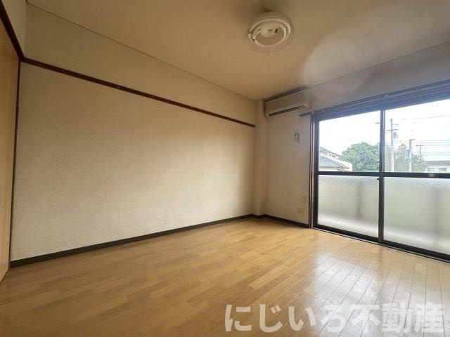 ハイツマーチⅡの居間・リビング