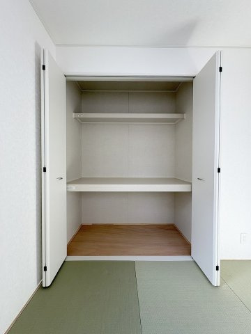 三郷市彦糸1丁目　全7棟　新築戸建　5号棟の収納|お布団の収納にも便利な押入です
