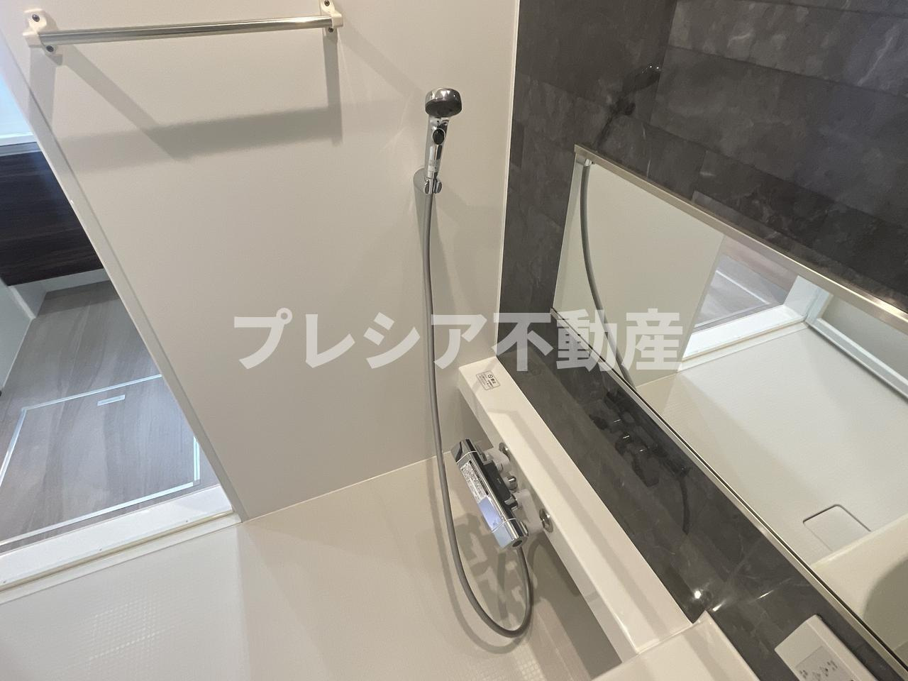 D-ROOM甲子園口の浴室