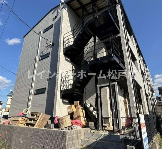 エクセラン松戸Ⅲ仲介手数料（賃料の1.10ヵ月）の50％OFF対象物件！の外観|外観もきれいです