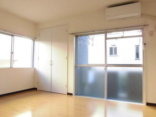 ハイム川原の寝室