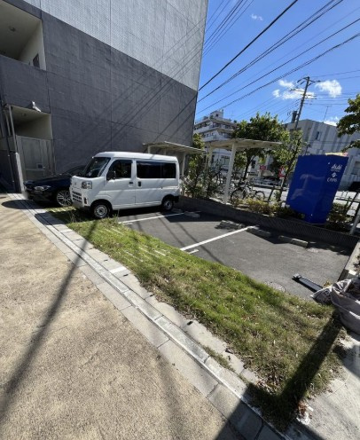 LUNIQ高島平の駐車場
