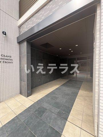 SDグランツ三宮イーストフロントのエントランス