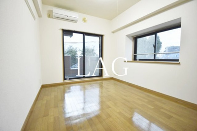 【居間・リビング】 | グランヴァン杉並北 | 洋室のお部屋です。