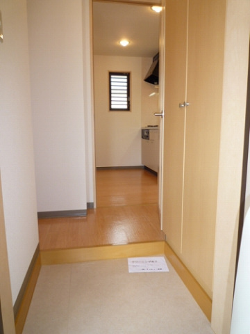 サンパレス津島本町の玄関