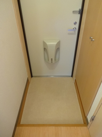 サンパレス津島本町の玄関