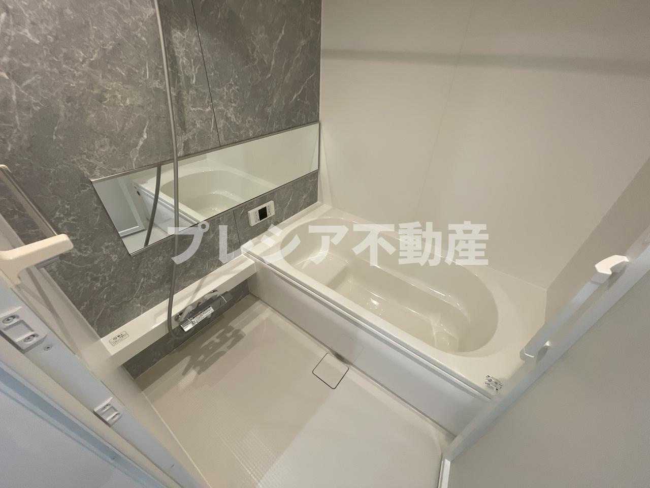 D-ROOM甲子園口の浴室