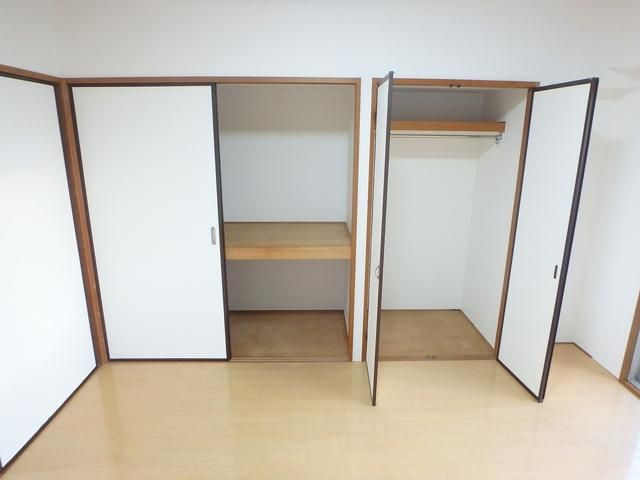 グリーンパーク小松島の収納