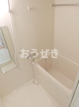 グランティアラ駒込の浴室
