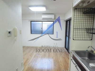 アートハイム南池袋 の居間・リビング|洋室のお部屋です。