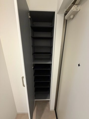 ジーメゾン名古屋名港の収納
