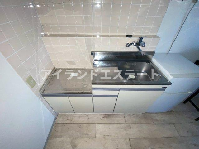 マンションメナハウス　駅近　高層階　防犯カメラのキッチン