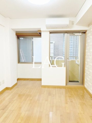 【居間・リビング】 | サンモール | 洋室のお部屋です。