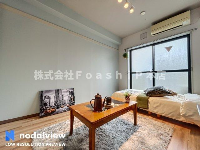 ワールドパレス永福町の居間・リビング